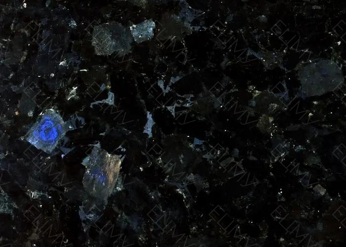 Плитка из гранита Лабрадорит Волга Блю, толщина 2см.